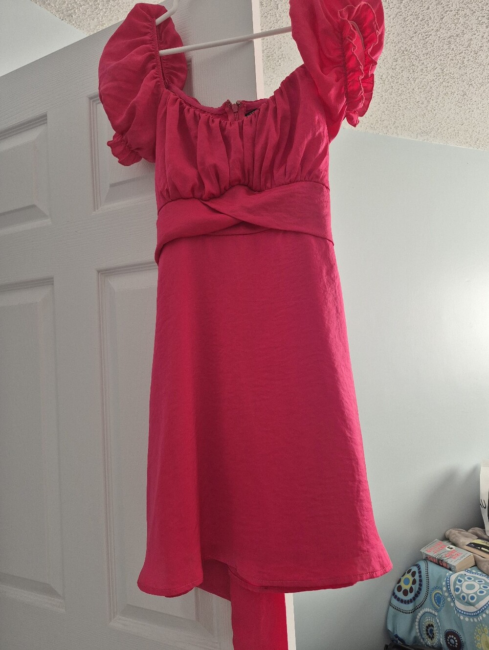 Streetwear Society Hot Pink Puff-Sleeve Dress